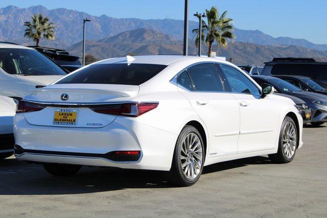 used 2019 Lexus ES 300h car, priced at $34,988