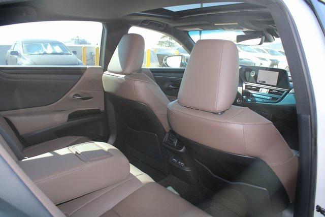 used 2023 Lexus ES 300h car, priced at $38,988