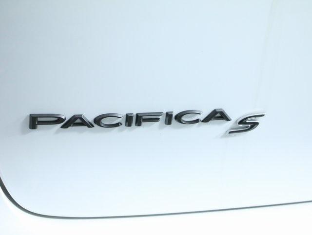 new 2024 Chrysler Pacifica Hybrid car, priced at $56,500