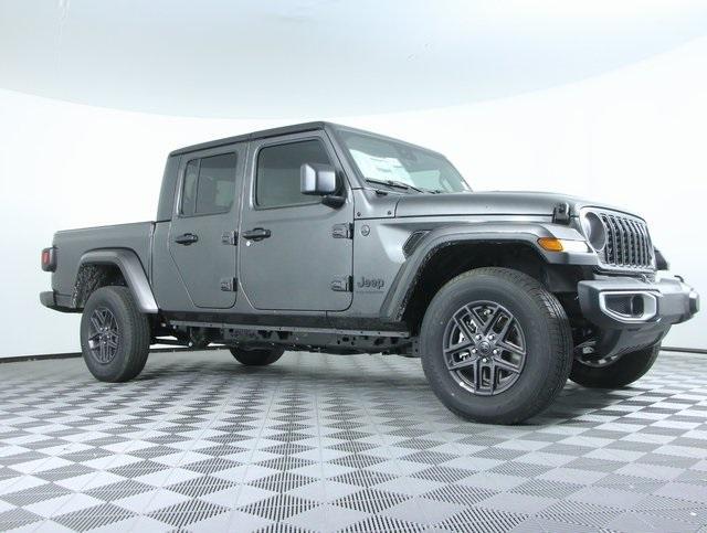new 2024 Jeep Gladiator car, priced at $41,905