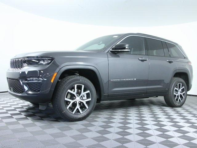 new 2024 Jeep Grand Cherokee car, priced at $46,295