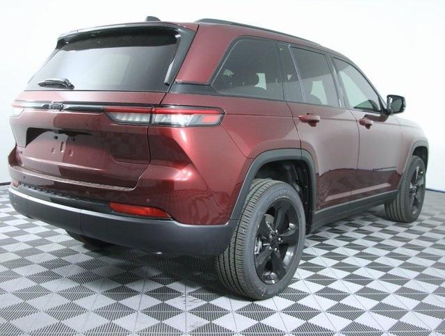 new 2024 Jeep Grand Cherokee car, priced at $47,670