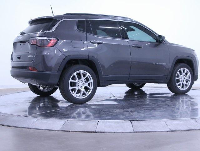 new 2023 Jeep Compass car, priced at $28,999