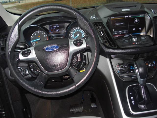 used 2013 Ford Escape car, priced at $5,400