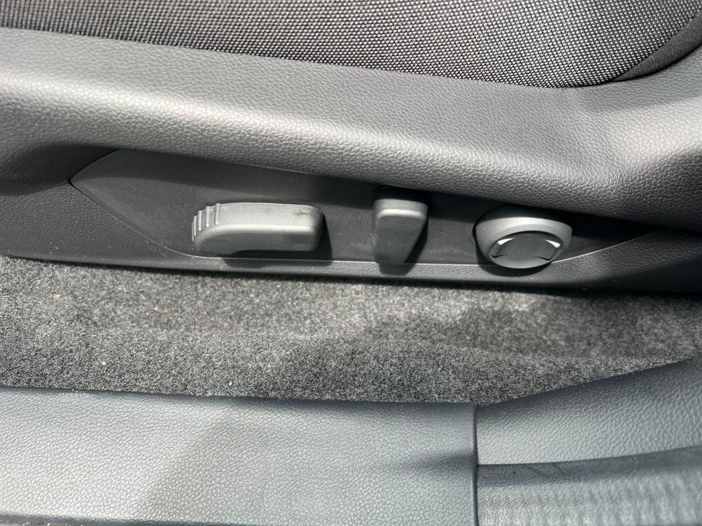 new 2025 Subaru Crosstrek car, priced at $32,102