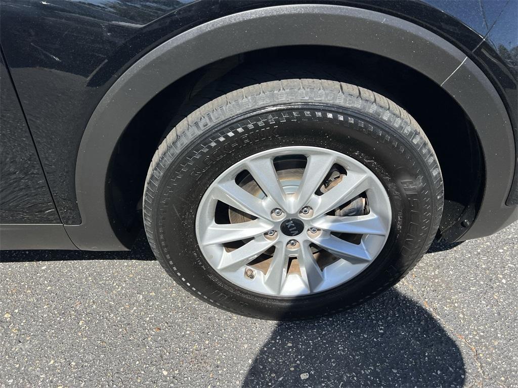 used 2019 Kia Sorento car, priced at $16,500