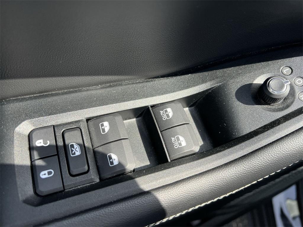used 2023 Jeep Grand Cherokee L car, priced at $36,500