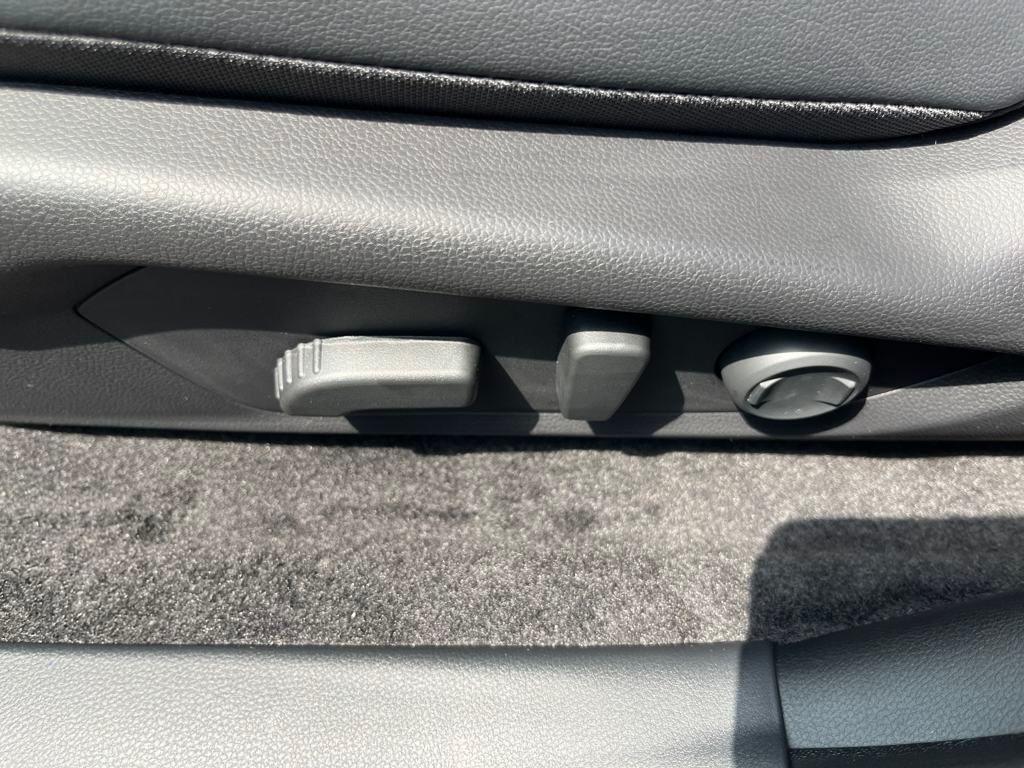 new 2025 Subaru Crosstrek car, priced at $34,293