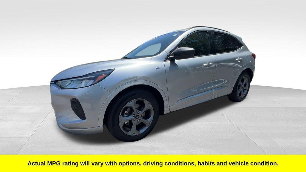 used 2024 Ford Escape car, priced at $24,900