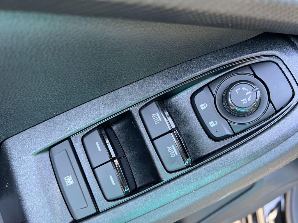 new 2025 Subaru Crosstrek car, priced at $31,727