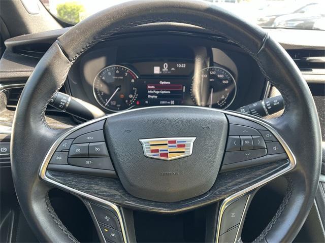 used 2021 Cadillac XT5 car, priced at $31,000