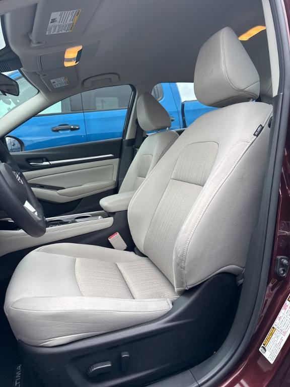 used 2023 Nissan Altima car, priced at $24,900
