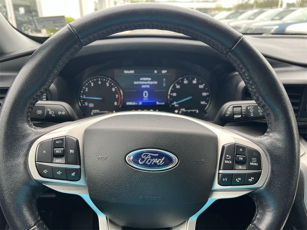 used 2021 Ford Explorer car, priced at $30,900
