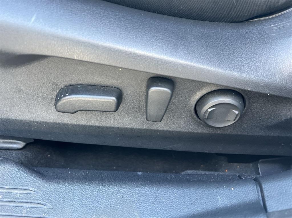 used 2022 Subaru Outback car, priced at $25,300