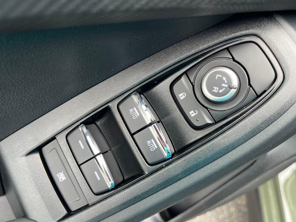 new 2025 Subaru Crosstrek car, priced at $34,527