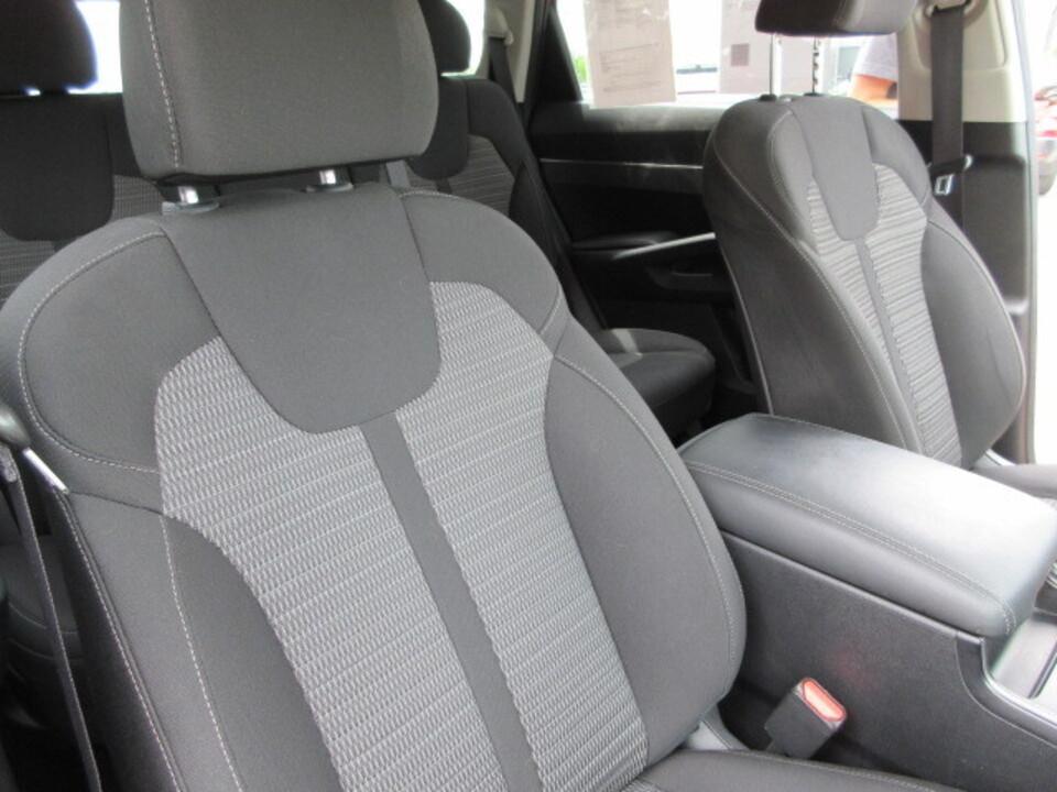 used 2022 Kia Sorento car, priced at $22,988