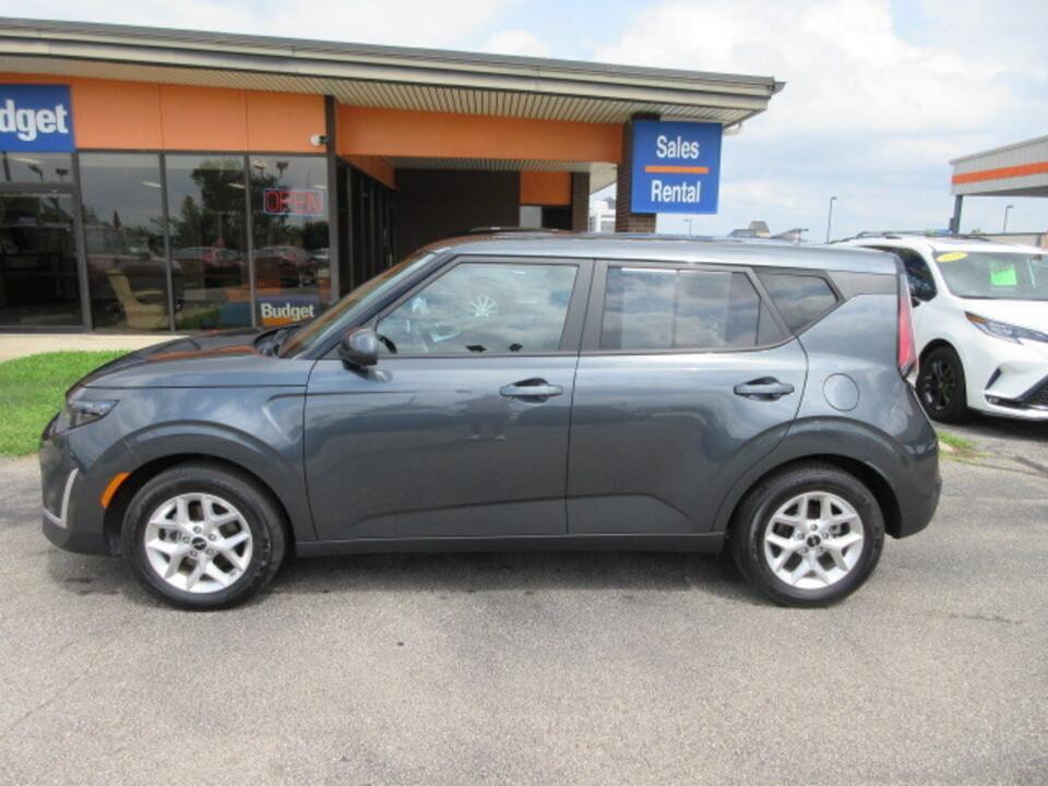 used 2024 Kia Soul car, priced at $18,990