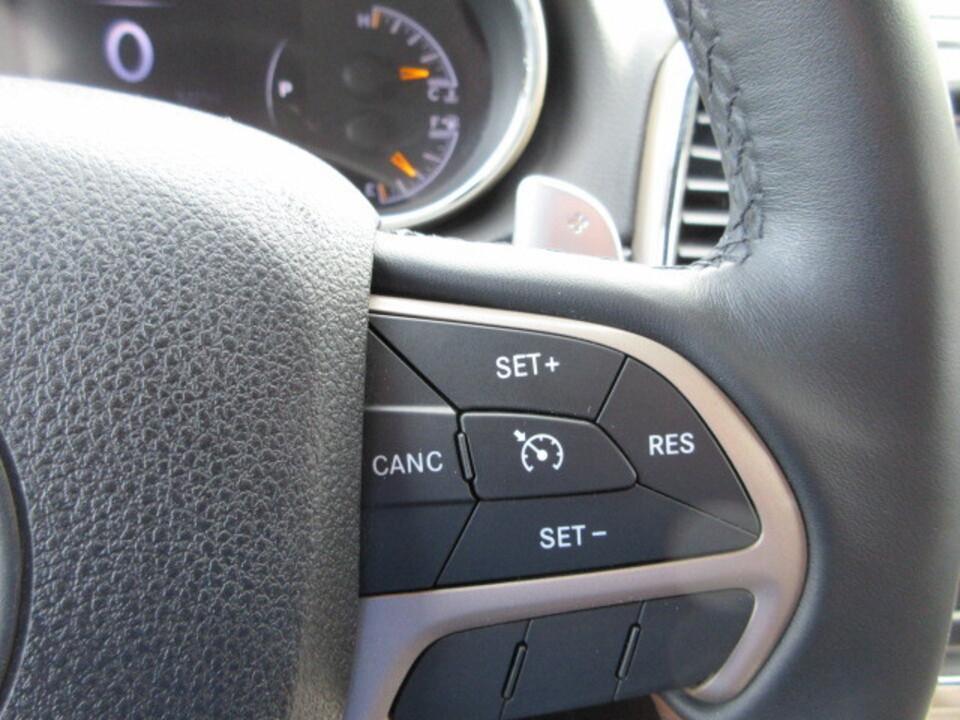 used 2015 Jeep Grand Cherokee car, priced at $9,990