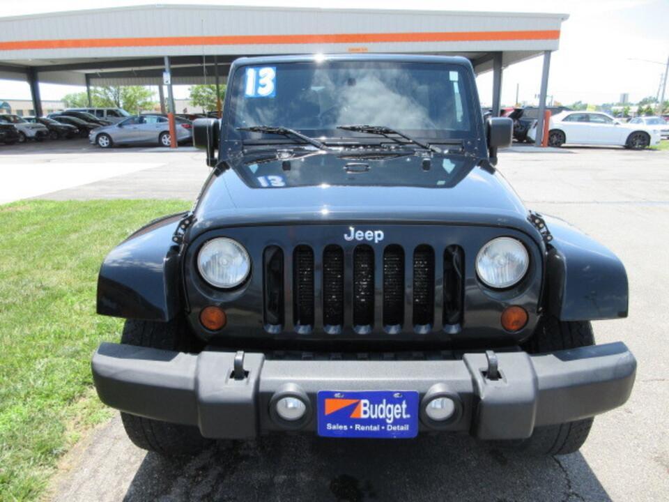used 2013 Jeep Wrangler Unlimited car, priced at $14,490