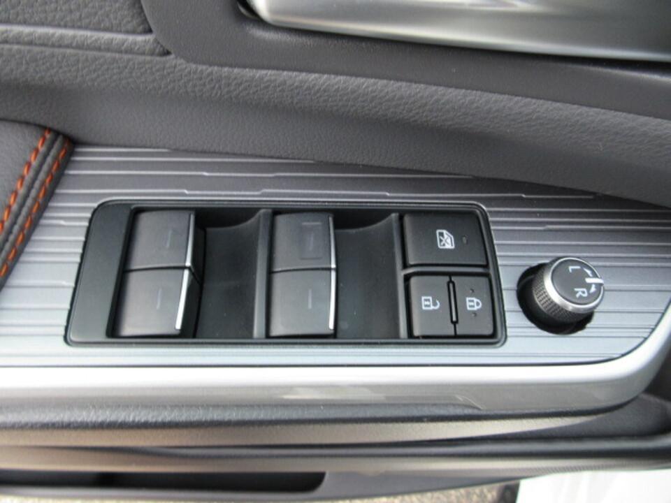 used 2024 Toyota Sienna car, priced at $45,990