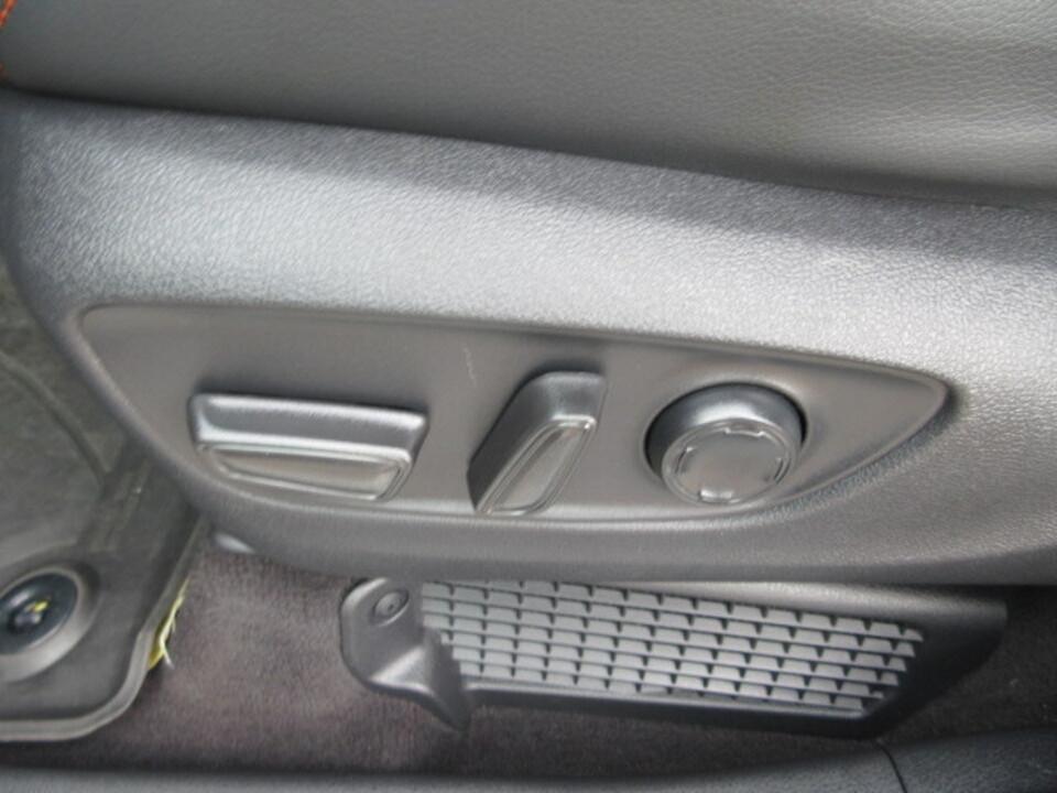 used 2024 Toyota Sienna car, priced at $45,990