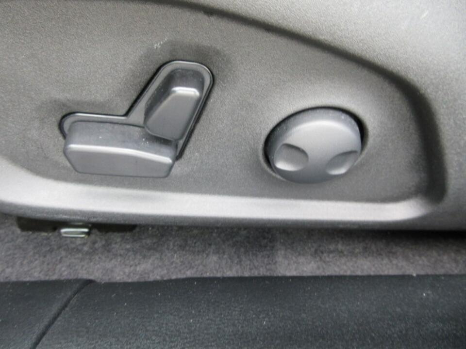 used 2024 Jeep Compass car, priced at $26,990