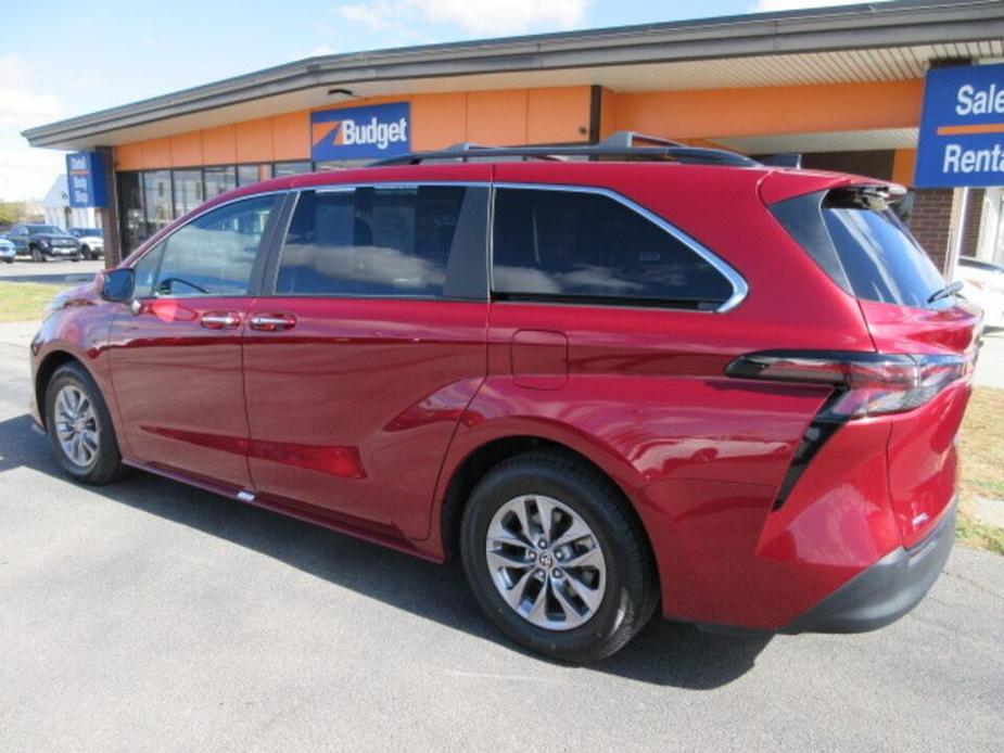 used 2023 Toyota Sienna car, priced at $43,988