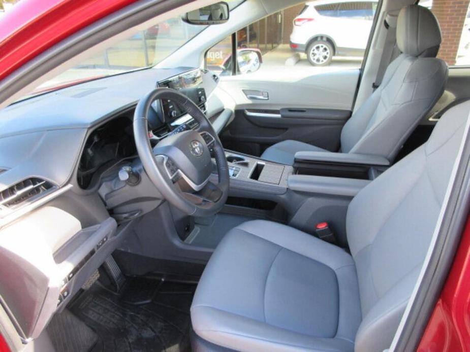 used 2023 Toyota Sienna car, priced at $43,988