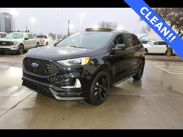 used 2022 Ford Edge car, priced at $30,000