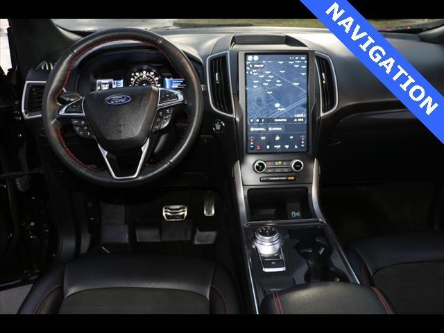 used 2022 Ford Edge car, priced at $30,000