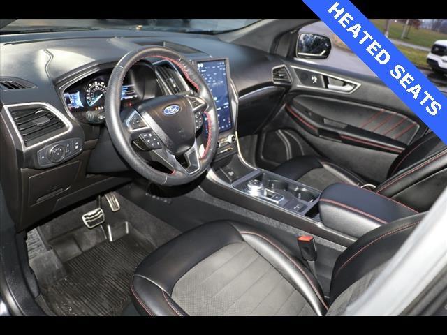 used 2022 Ford Edge car, priced at $30,000