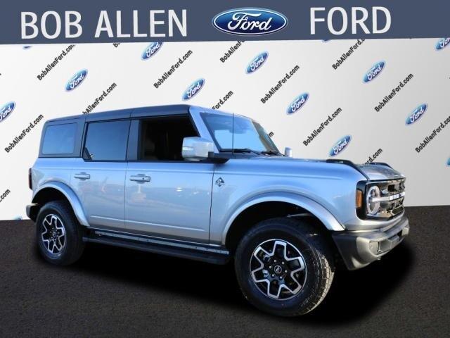 new 2024 Ford Bronco car, priced at $53,755