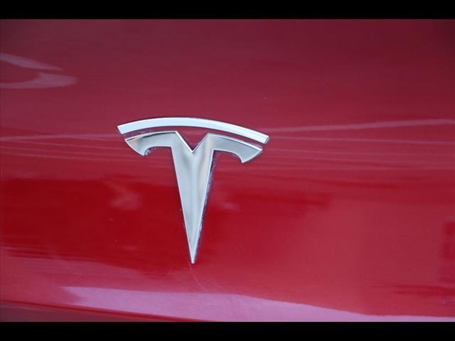 used 2018 Tesla Model 3 car, priced at $26,000