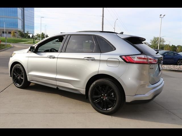 new 2024 Ford Edge car, priced at $42,315