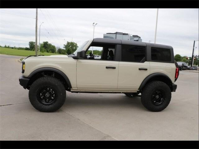 new 2025 Ford Bronco car, priced at $48,970
