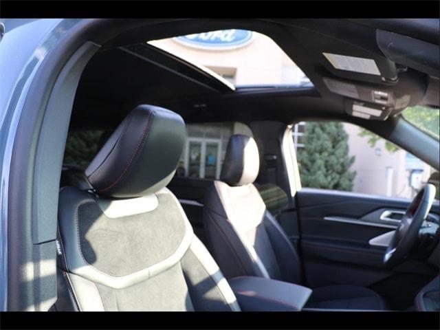 new 2025 Ford Explorer car, priced at $57,541