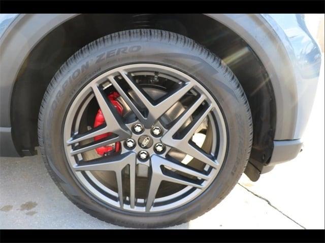 new 2025 Ford Explorer car, priced at $57,541