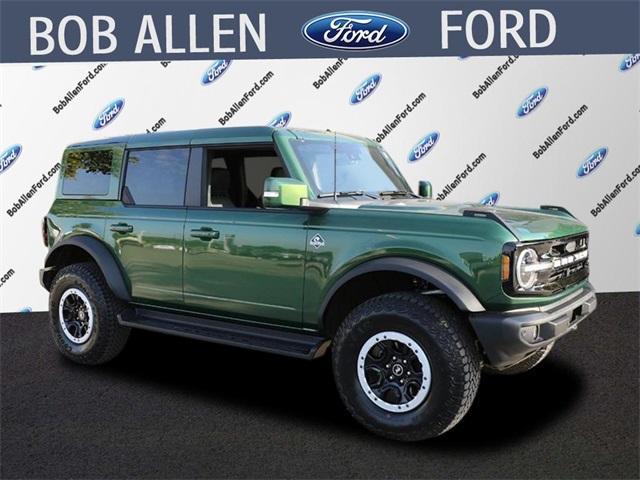 new 2025 Ford Bronco car, priced at $61,027