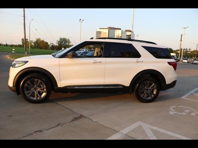 new 2025 Ford Explorer car, priced at $47,666