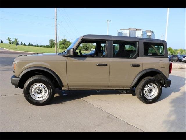 new 2025 Ford Bronco car, priced at $42,975