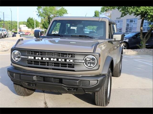 new 2025 Ford Bronco car, priced at $42,975