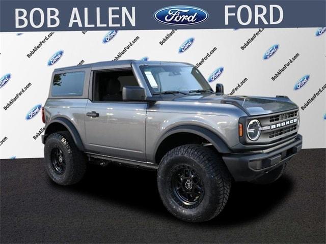new 2025 Ford Bronco car, priced at $48,656