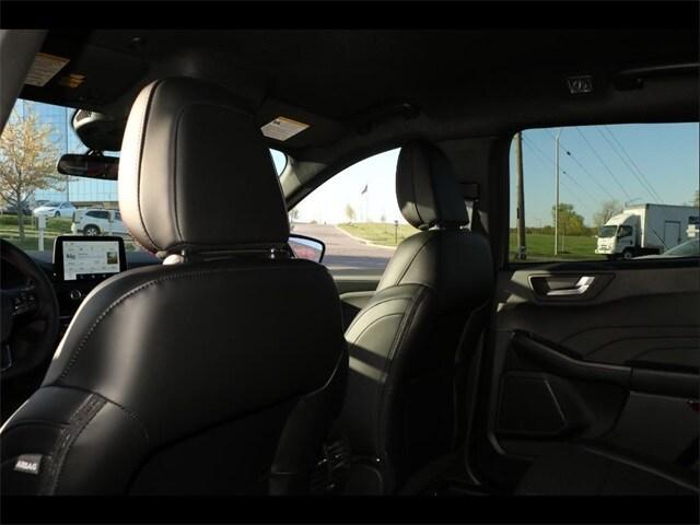 new 2025 Ford Escape car, priced at $32,379