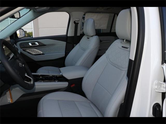 new 2025 Ford Explorer car, priced at $61,960