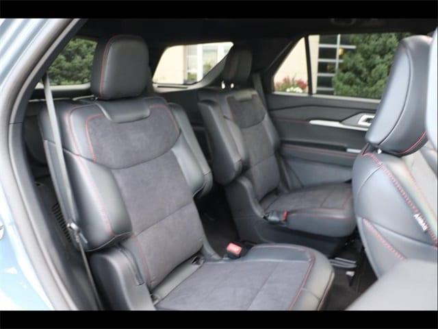 new 2025 Ford Explorer car, priced at $60,680