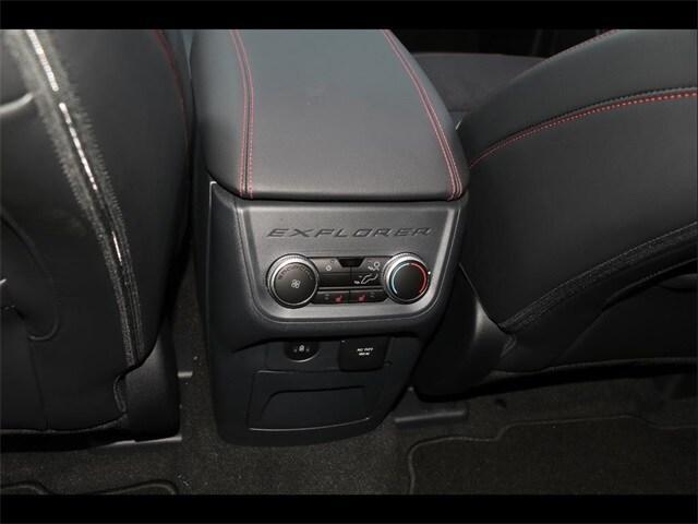 new 2025 Ford Explorer car, priced at $60,680