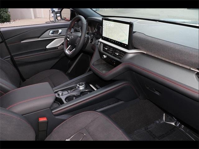 new 2025 Ford Explorer car, priced at $60,680
