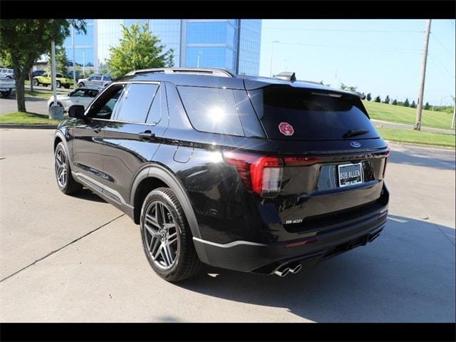 new 2025 Ford Explorer car, priced at $57,690
