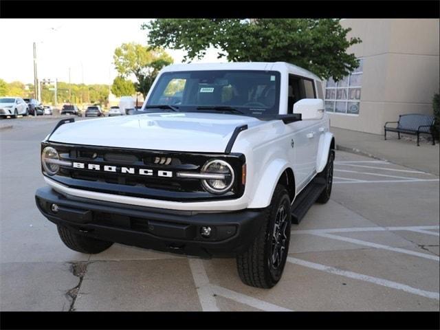 new 2025 Ford Bronco car, priced at $53,454