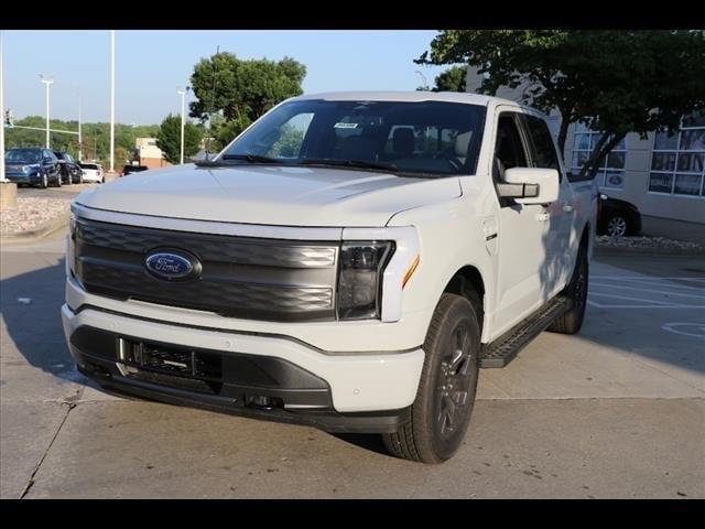 new 2023 Ford F-150 Lightning car, priced at $72,600